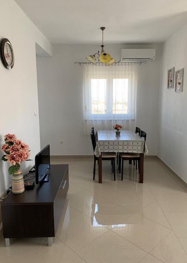 فوديس Green Hill Family Apartments المظهر الخارجي الصورة