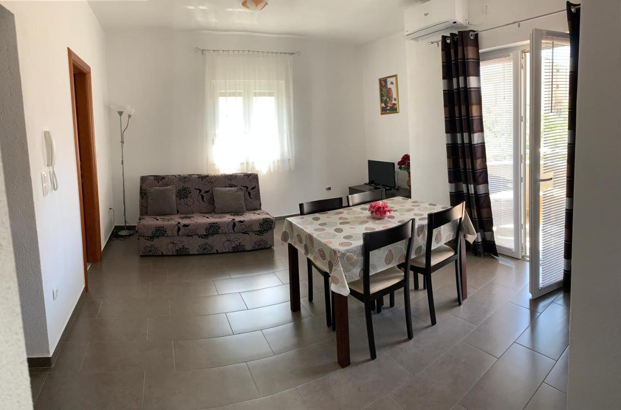 فوديس Green Hill Family Apartments المظهر الخارجي الصورة