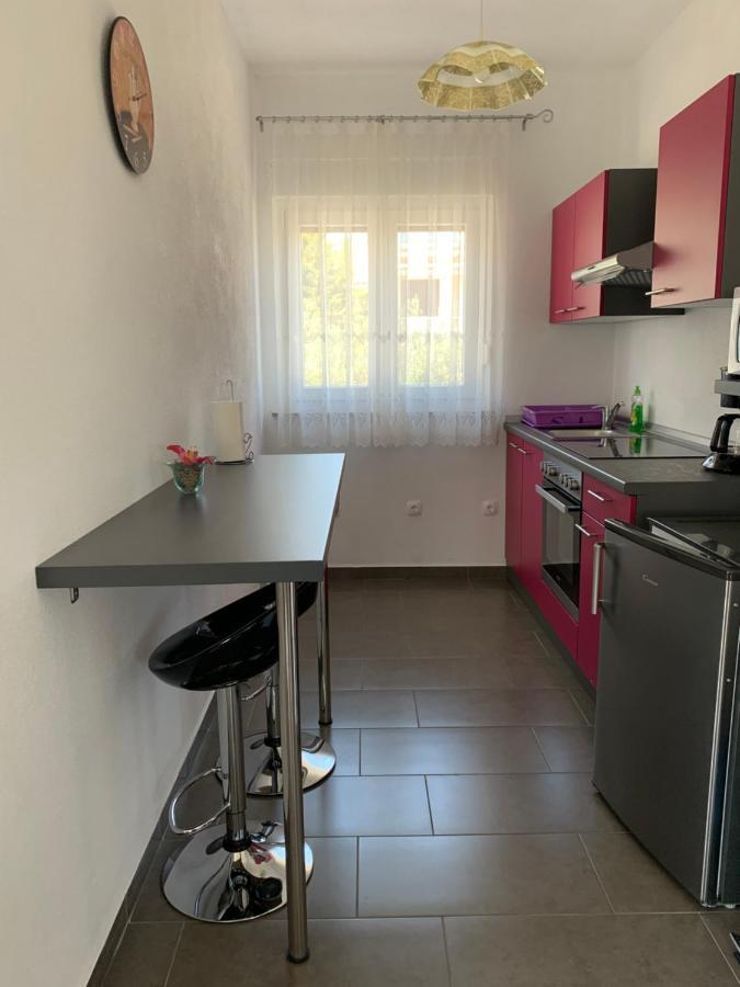 فوديس Green Hill Family Apartments المظهر الخارجي الصورة