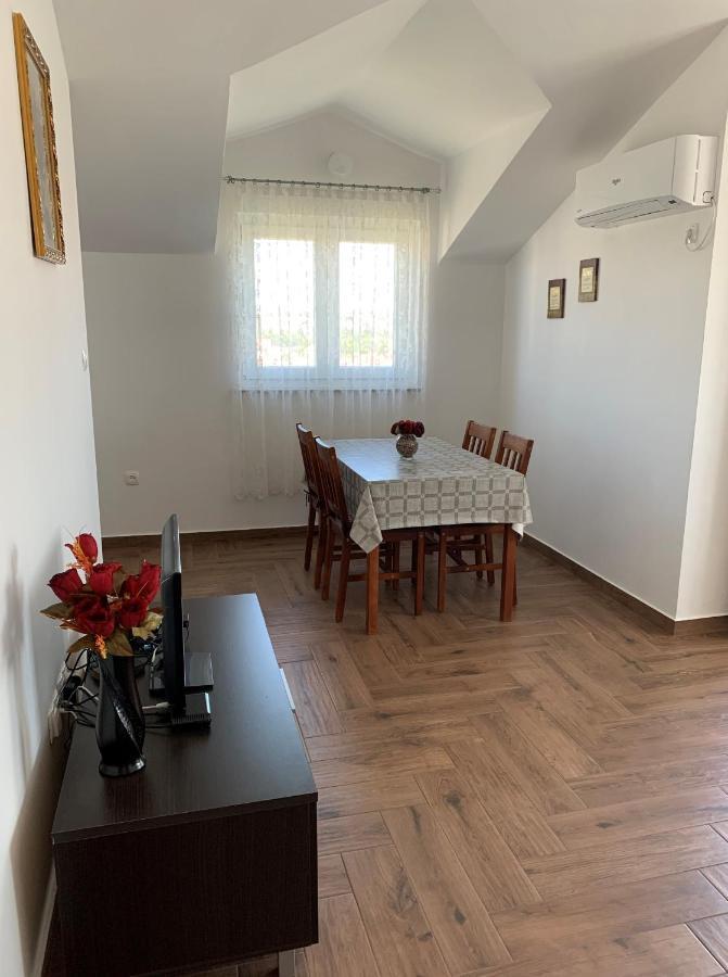 فوديس Green Hill Family Apartments المظهر الخارجي الصورة