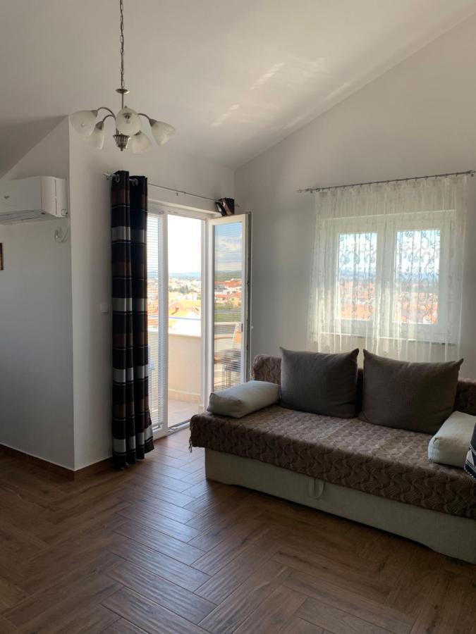فوديس Green Hill Family Apartments المظهر الخارجي الصورة
