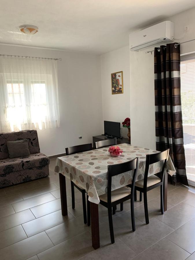 فوديس Green Hill Family Apartments المظهر الخارجي الصورة